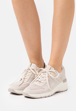 s.Oliver Trainers - beige