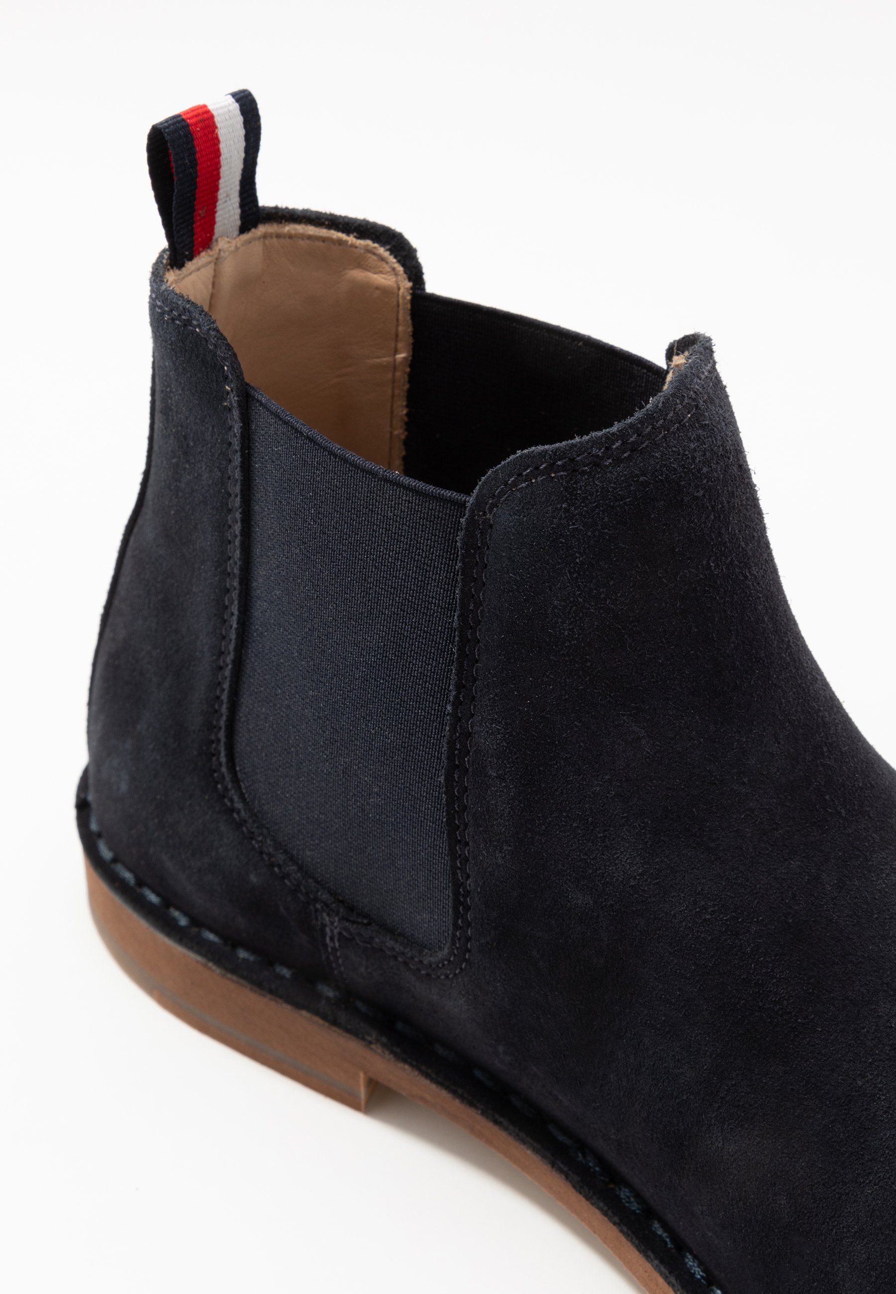 tommy hilfiger dressy casual chelsea