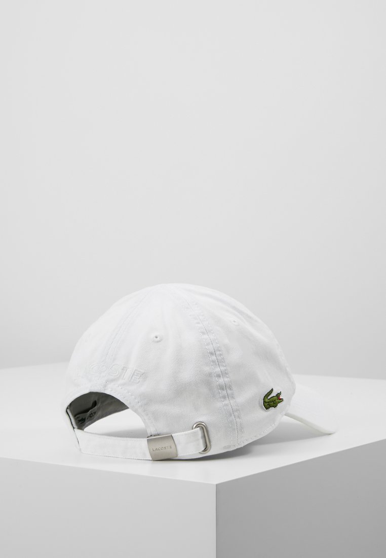casquette lacoste blanche