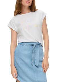 s.Oliver RELAXED FIT biały