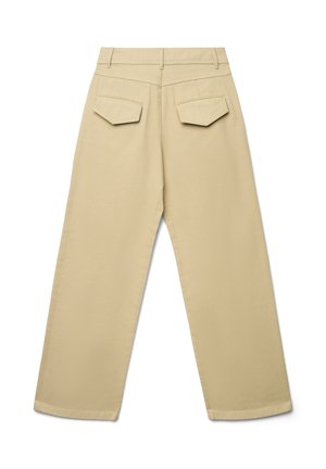 Pantaloni beige a gamba larga realizzati in morbido cotone. Presentano due tasche posteriori con patte e una classica vita con cintura.