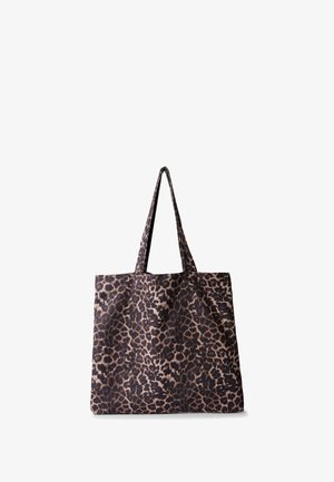 Borsa a tracolla con stampa leopardata in marrone scuro e beige, dotata di due manici lunghi e di una forma rettangolare ampia. Realizzata in tessuto.
