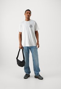 Only & Sons ONSSMART TEE - Tricou cu imprimeu - moonbeam