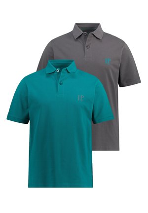 - Koszulka polo