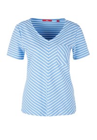 Sininen lyhythihainen t-paita, jossa valkoiset chevronraidat, V-pääntie ja vasemmassa rintapielessä tasku. Valmistettu pehmeästä kankaasta, joka istuu mukavasti.