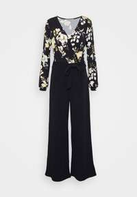 Macacão preto com estampado floral, mangas longas, design envolvente, decote em V e cintura com laço. Apresenta uma silhueta larga e fluida com detalhes em flores amarelas e brancas.