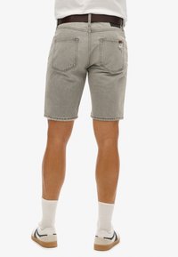 Superdry & Co Shorts vaqueros - washed grey