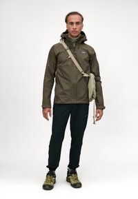 Patagonia TORRENTSHELL RAIN - Vízlepergető széldzseki - dunkelbraun