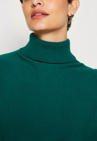Anna Field Robe pull - green