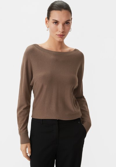 Strickpullover mit Fledermausärmeln