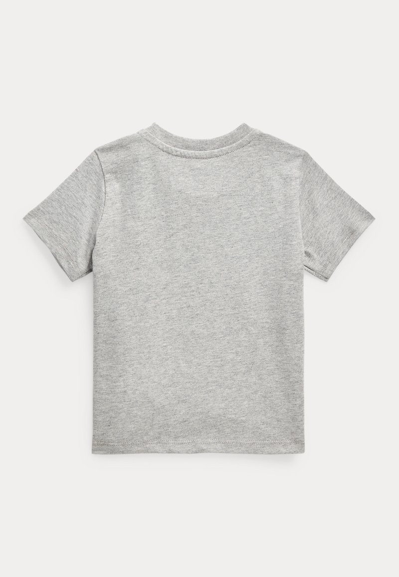 T-shirt simple gris clair à manches courtes posé à plat, montrant le dos avec une encolure ronde et des détails de couture simples.
