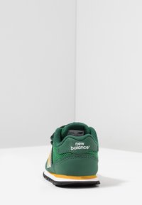 New Balance IV500YG - Lära-gå-skor - team forest green