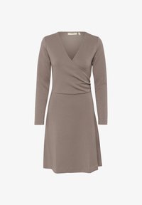 Kijelölve, sandy grey