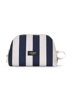 Astuccio a righe verticali navy e bianche con chiusura a cerniera, manico a loop in tessuto e etichetta "Larkson Hamburg" sulla parte anteriore.