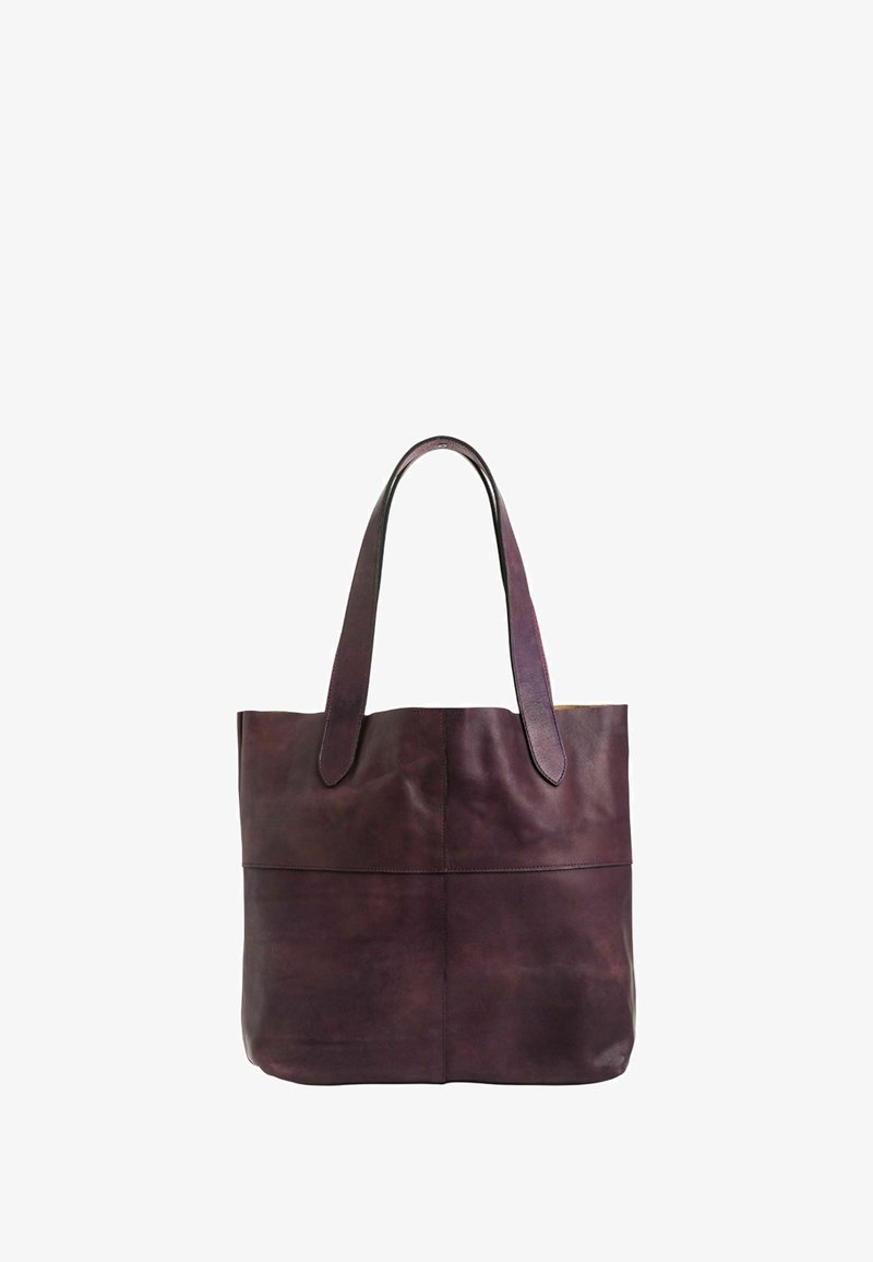 Sac en cuir violet foncé avec une texture lisse, poignées arrondies et une forme structurée, présentant une couture au centre pour plus de détail.