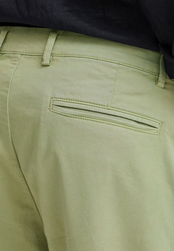 CFPEPE RELAXED FIT TAPERED LEG - Chinos - tea4