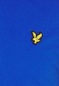 Lyle & Scott TIPPED - Polo - neon blue