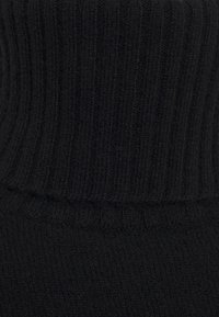 FTC Cashmere Strickpullover - black