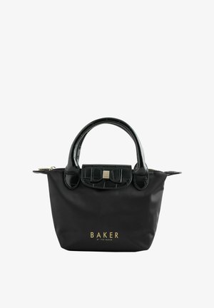 Kleine schwarze Handtasche mit glänzenden abgerundeten Griffen, einer dekorativen Schleife auf der vorderen Klappe und einem goldenen "Baker by Ted Baker"-Logo.
