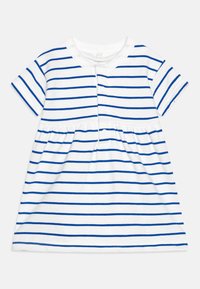 Vit kortärmad babyklänning med blå horisontella ränder, rund halsringning, rynkad midja och knappstängning fram.