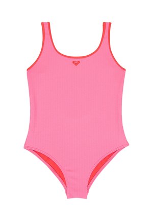 Roze textuurbadpak met rode rand en een klein hartlogo centraal onder de halslijn, op een witte achtergrond.