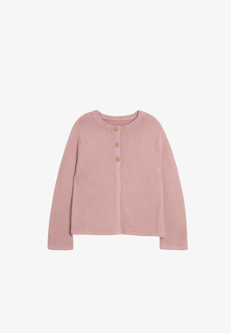Gaiši rozā kardigāns, kas izgatavots no teksturētas dzijas, ar apaļu kakla izgriezumu un trim koka pogām priekšpusē.