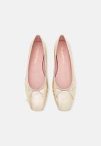 Pretty Ballerinas CAMILE - Balerinke - platino gold