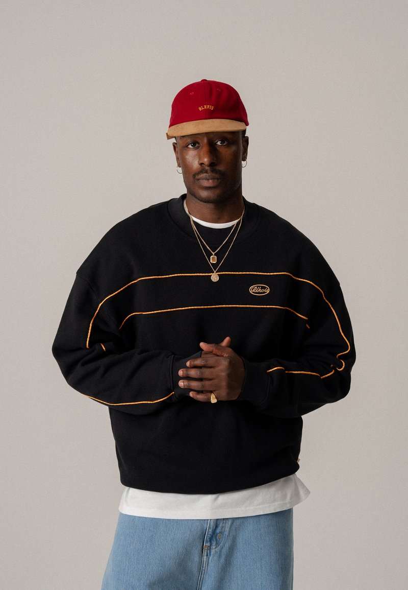 BLKVIS SCRIPT CREWNECK UNISEX - Collegepaita - black