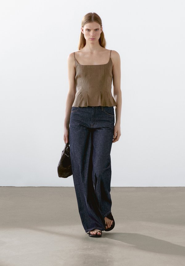 FLOWING STRAPPY - Top2