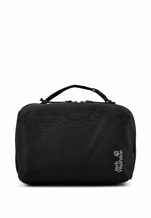 Schwarzes rechteckiges Jack Wolfskin Täschchen mit einem oberen Griff und sichtbarem Markenlogo auf der Vorderseite vor weißem Hintergrund.