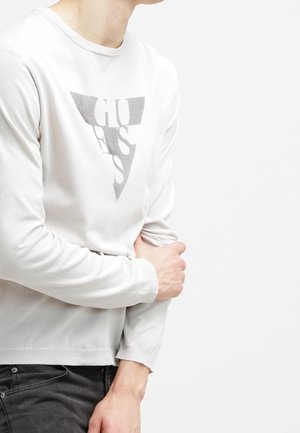 Sweter