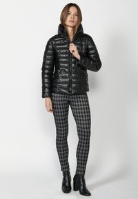 Koroshi PADDED - Jachetă de iarnă - black