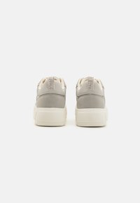 Buffalo RSE V2 - Joggesko - grey/cream