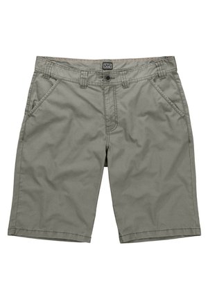 Herrenknielange Shorts aus leichtem grünen Baumwollstoff. Die Merkmale umfassen einen Reißverschluss, Gürtelschlaufen und zwei Fronttaschen mit gesteppten Nähten.