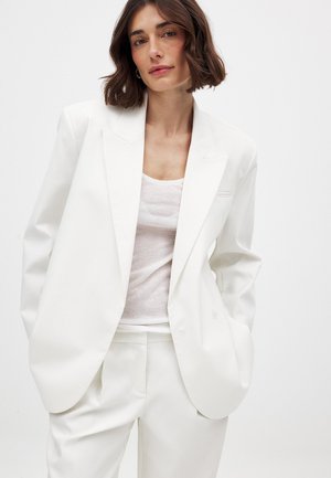 NA-KD OVERLAP - Bleiser - white