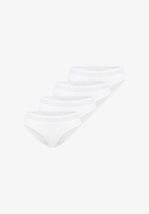 Fire hvide trusser til kvinder med blonder langs kanterne, stablet diagonalt på en hvid baggrund.