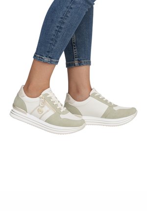 SNEAKER - Trainers - grün