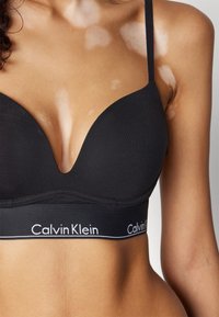 Calvin Klein Underwear MODERN - Push-up BH - black