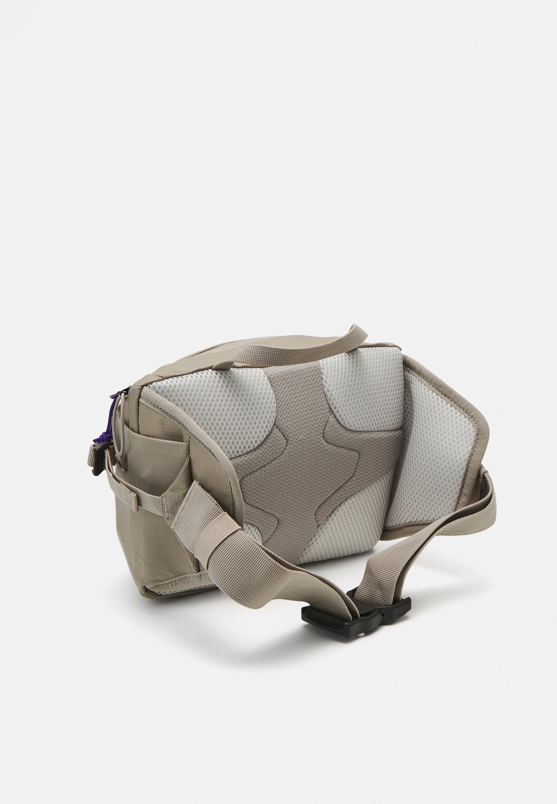 バッグ・カバンその他 Salomon Trailblazer belt vintage khaki glacier grey LC218390 Salomon TRAILBLAZER BELT - Unisex waist bag | SPORTISIMO.COM
