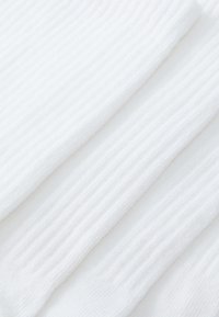 Lindex SPORTY 4 PACK - Strømper - white