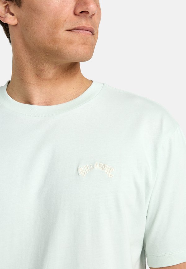 ARCH CREW SS - Basic T-shirt - bey4