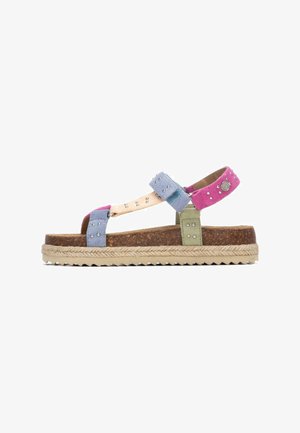 Sandale à plateforme avec semelle en liège, bordure en jute tressé et lanières en daim multicolores rose, bleu, vert et beige ornées de clous argentés.