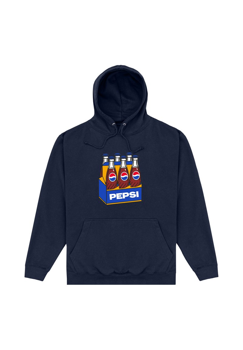 Sudadera con capucha azul marino que presenta un gráfico impreso de cinco botellas de refresco vintage en una caja amarilla etiquetada "PEPSI". Incluye un bolsillo canguro en la parte frontal.