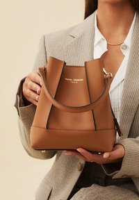 Isabel Bernard Handtasche - braun