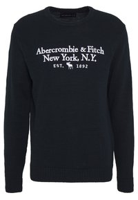 Maglione nero a maglia con collo a giro, polsini e orlo a coste, con logo ricamato in bianco e un piccolo emblema di alce.