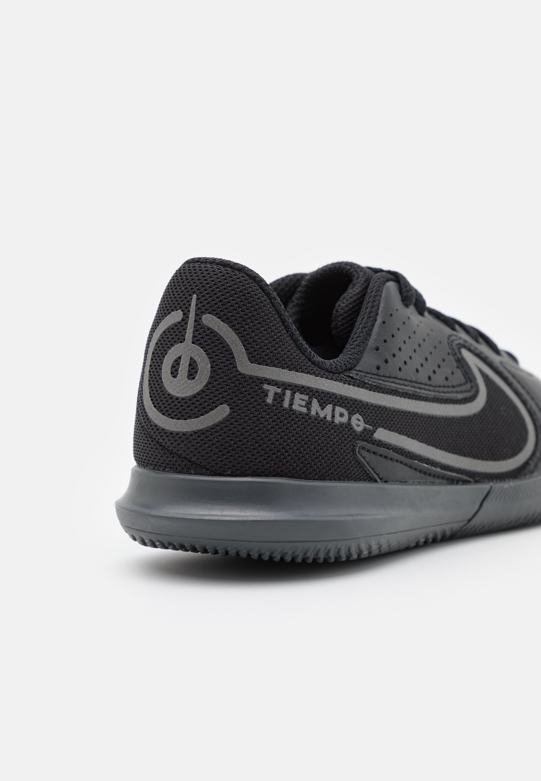 Botas De Fútbol Sin Tacos | Online www.jardimartimoniz.pt
