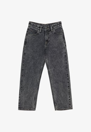 Czarne jeansy z wysokim stanem w stylu acid-wash z przednimi kieszeniami, szlufkami na pasek i prostą nogawką, ułożone płasko na białym tle.