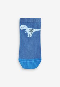 Blå sokker med et hvidt dinosaurgrafik med sorte pletter, ribbet øverste kant og lysere blå ved tåen. Blødt tekstilmateriale.