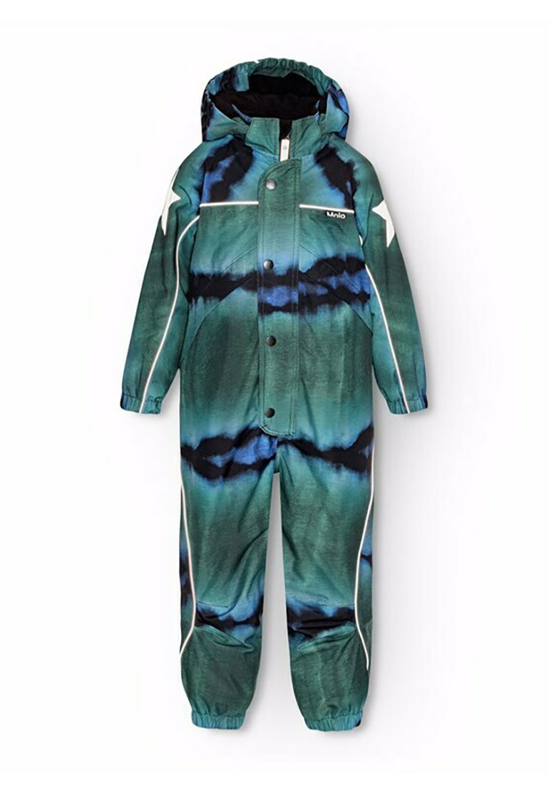 Groene en blauwe tie-dye overall met capuchon, witte accenten, drukknoopsluitingen en elastische manchetten. Zachte textuur, waterdicht materiaal.