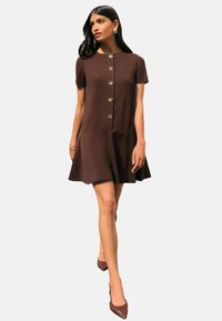 REGULAR FIT - DETAIL - Dzsörzéruha - brown